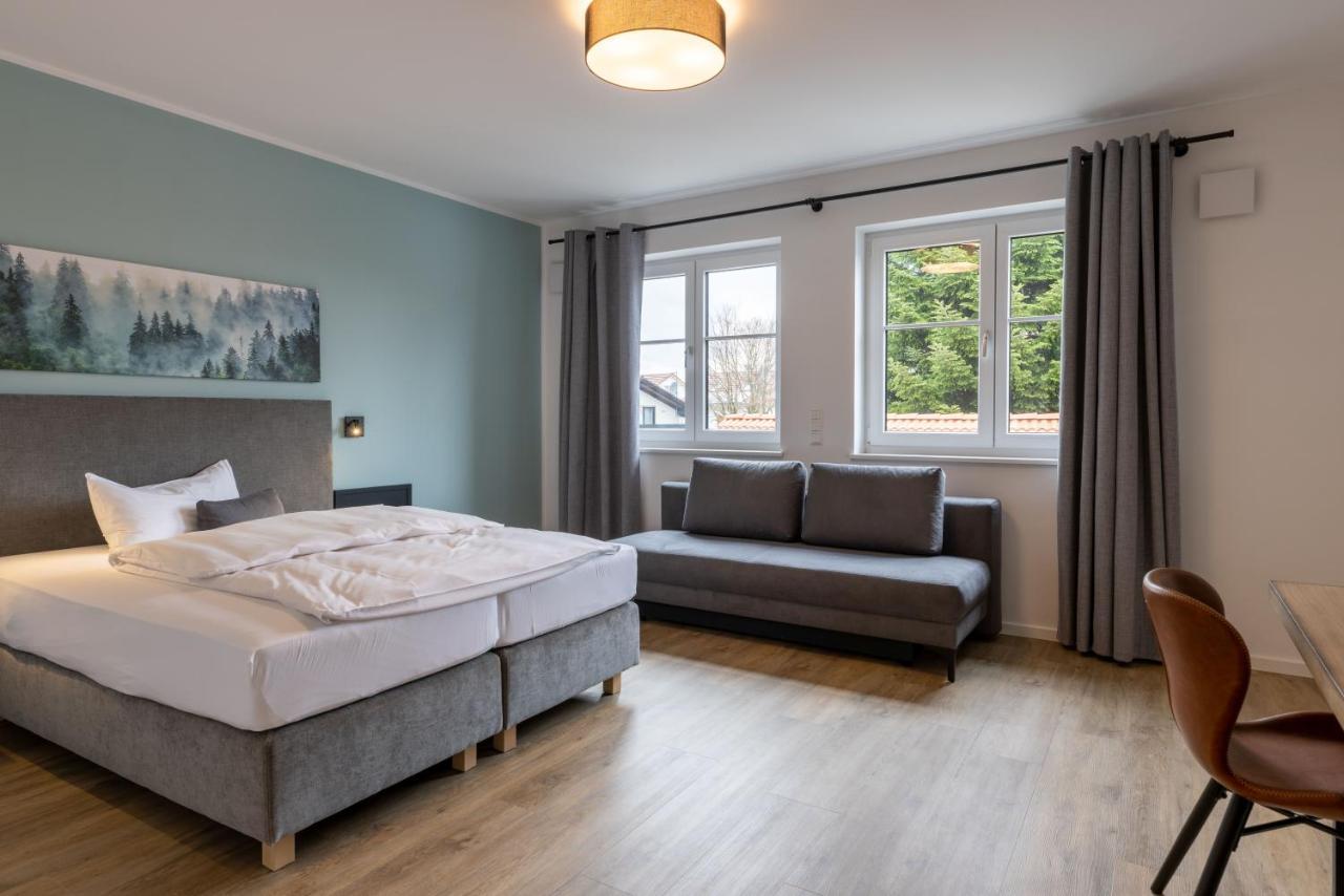 Hotel Baumann Otterfing Exteriör bild