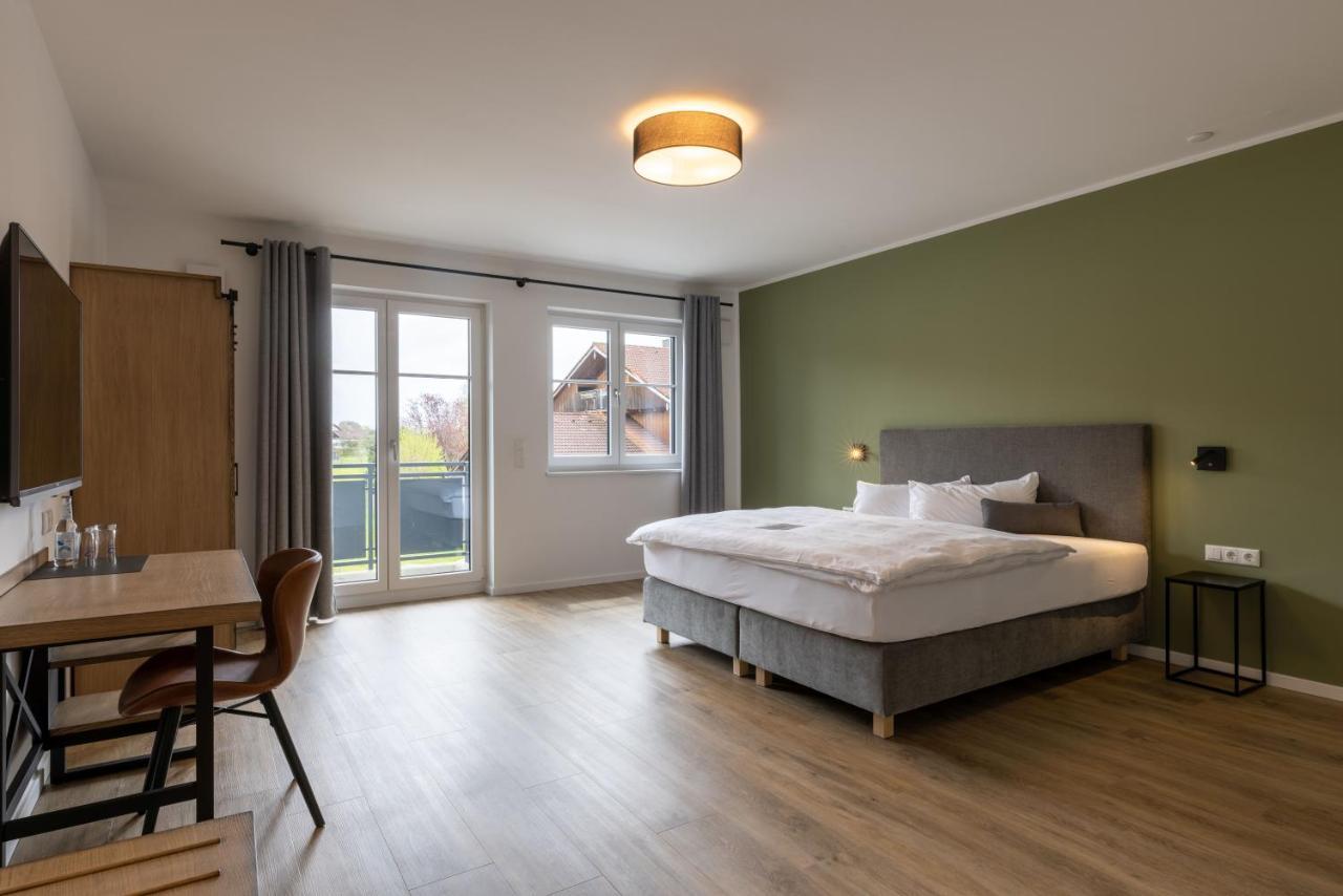 Hotel Baumann Otterfing Exteriör bild